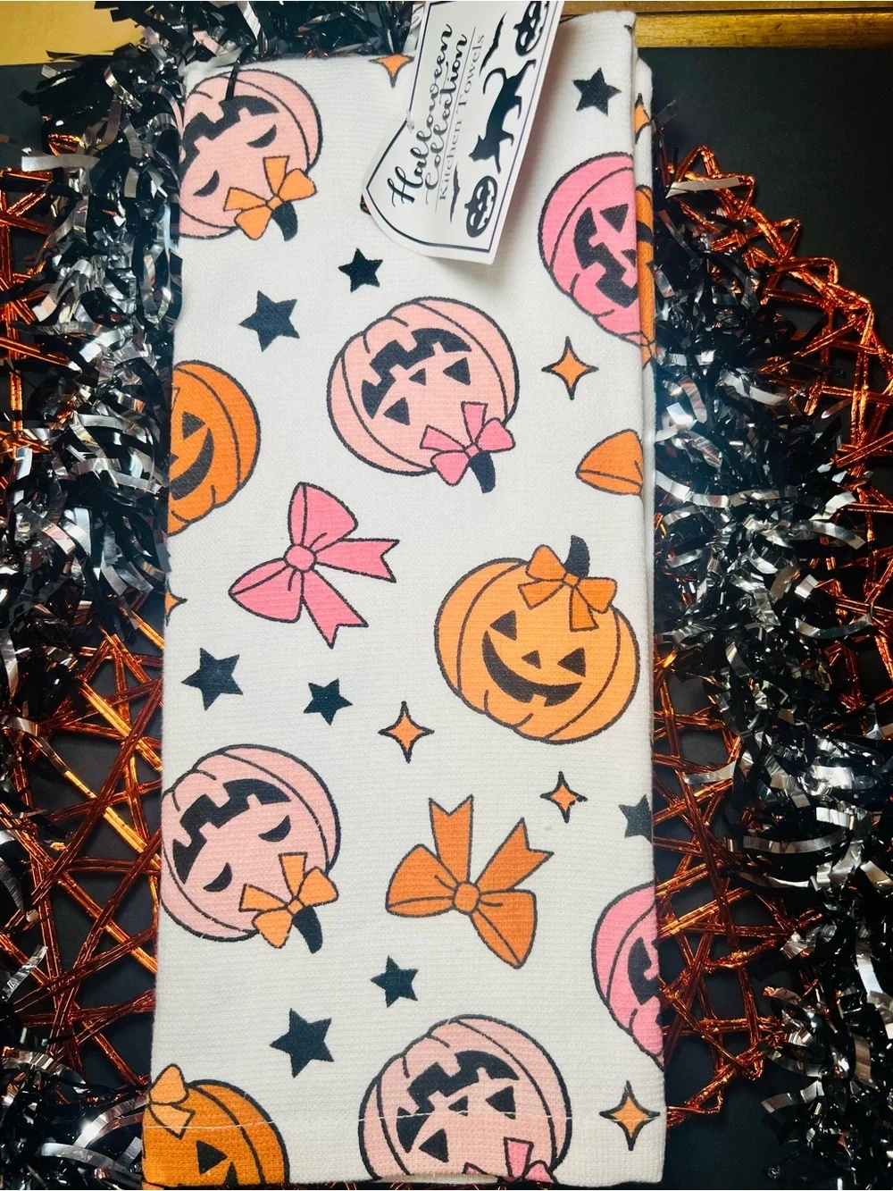 2 Halloween Pumpkins & Ribbon Bows Kitchen Towels Pink & Orange Jack o Lanterns